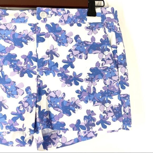 Banana Republic Hampton Fit Floral Shorts - Picture 6 of 7